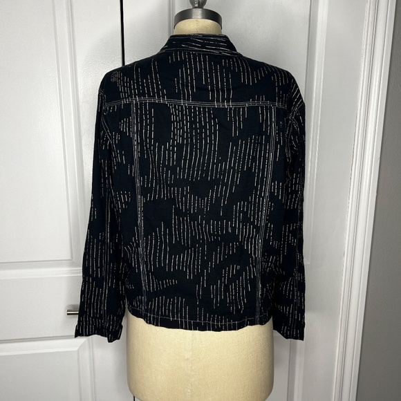 Chico’s Lightweight Jacket – Size 2 Black and White Stipped Cotton - Picture 4 of 5